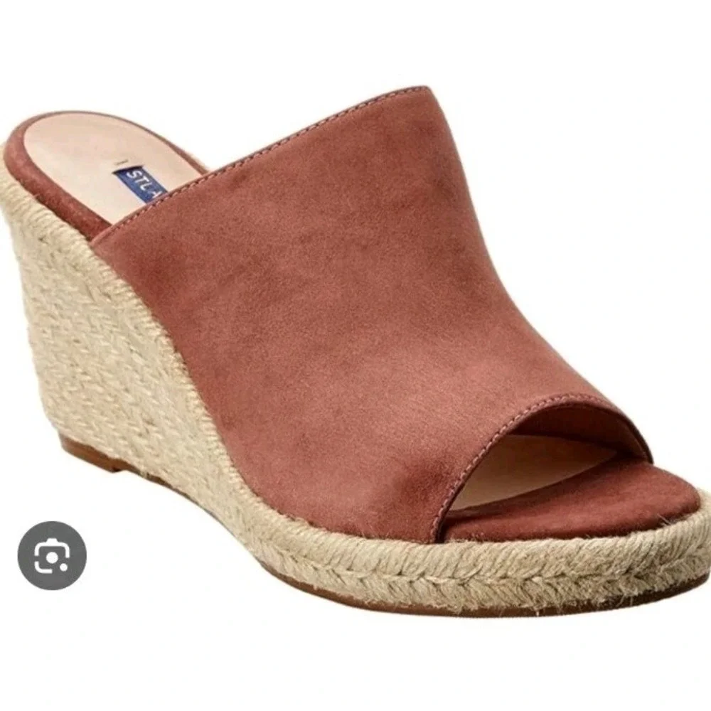 Stuart Weitzman new stuart